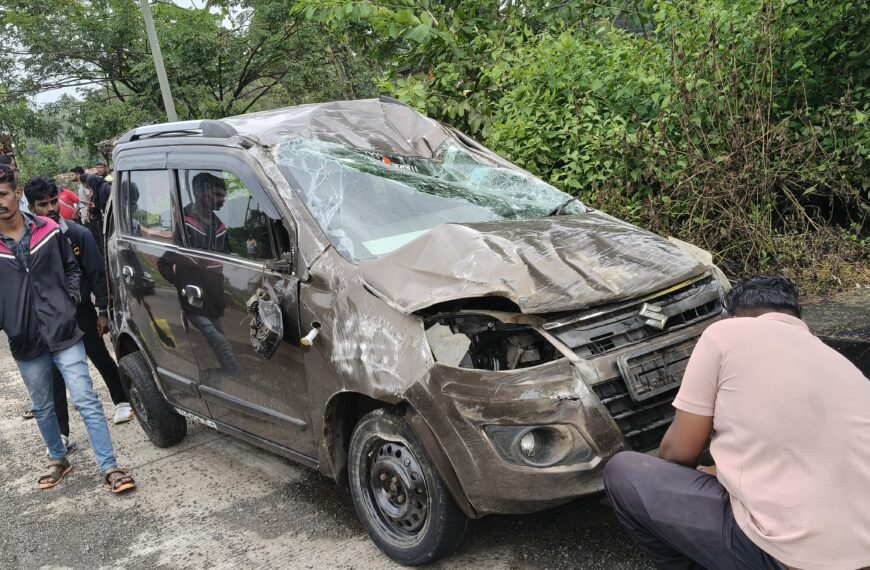 पिंगुळी मोडकावड येथे कारचा अपघात