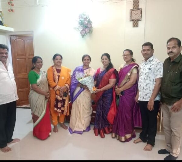 शिवसेना ओबीसी व्हिजेएनटी महिला जिल्हाप्रमुख वर्षाताई कुडाळकर यांनी घेतली विजयी उमेदवारांची भेट