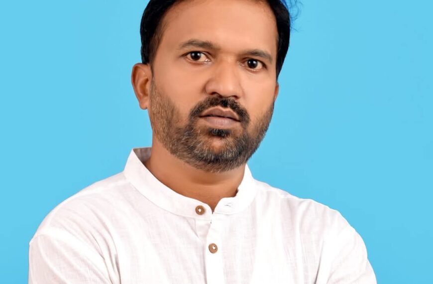 सिंधुदुर्ग जिल्ह्यात अवैद्य दारू मटका जुगार धंद्यांना थारा न देण्याच्या पालकमंत्री नितेश राणे यांच्या घोषणेचे वाजलेत तीन तेरा.