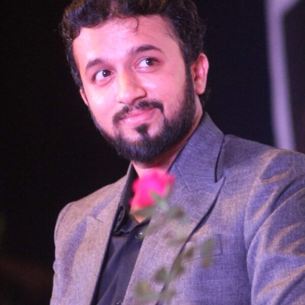 सिंधुदुर्गात १०८ रुग्णवाहिका खाजगी रुग्णालयापर्यंत नेण्याची परवानगी द्या…