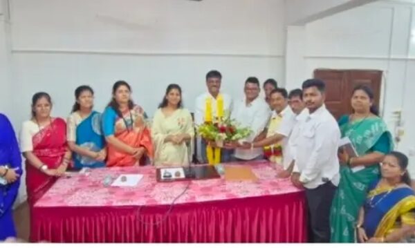 सावंतवाडी नगरपरिषदेच्या उपनगराध्यक्षपदी भाजपचे ॲड. अनिल निरवडेकर