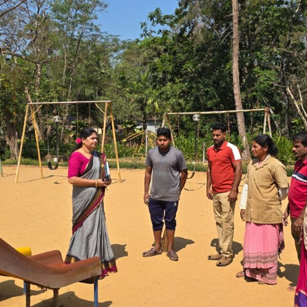 सावंतवाडी गोदामाच्या मागे असलेल्या जागेत&hellip;