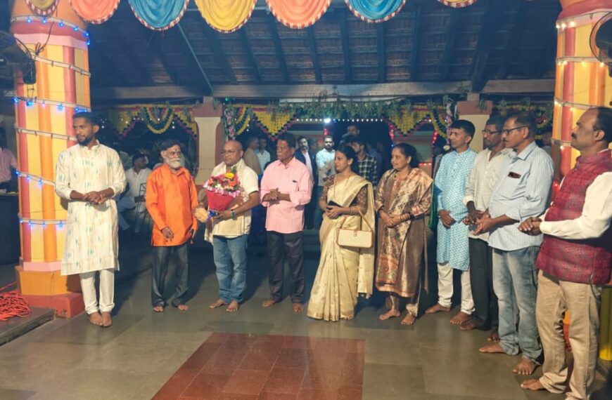 हुमरमळा वालावल श्री देव रामेश्वर देवस्थान उपसल्लागार समितीच्या वतीने नवनिर्वाचित जिल्हा परिषद सदस्य श्री रुपेश पावसकर यांचा सत्कार!