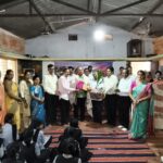 डिगस येथील प्रगतशिल शेतकरी विलास उर्फ राजु शेडगे यांना प्रगतशिल शेतकरी पुरस्कार