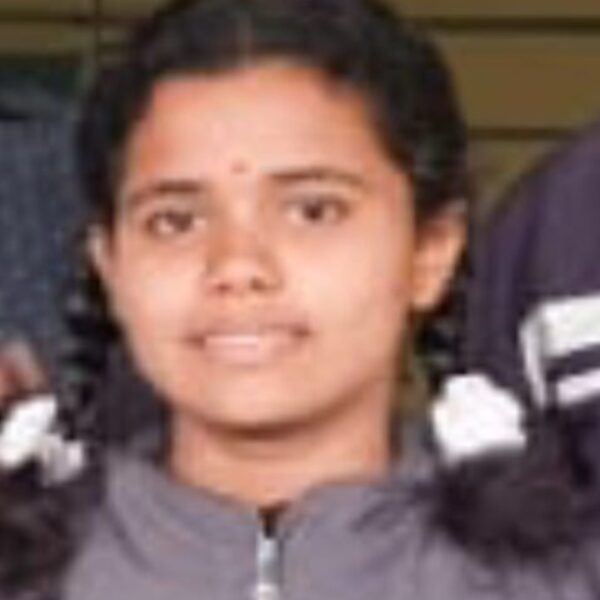 १६ वर्षीय विद्यार्थिनीची गळफास घेत&hellip;