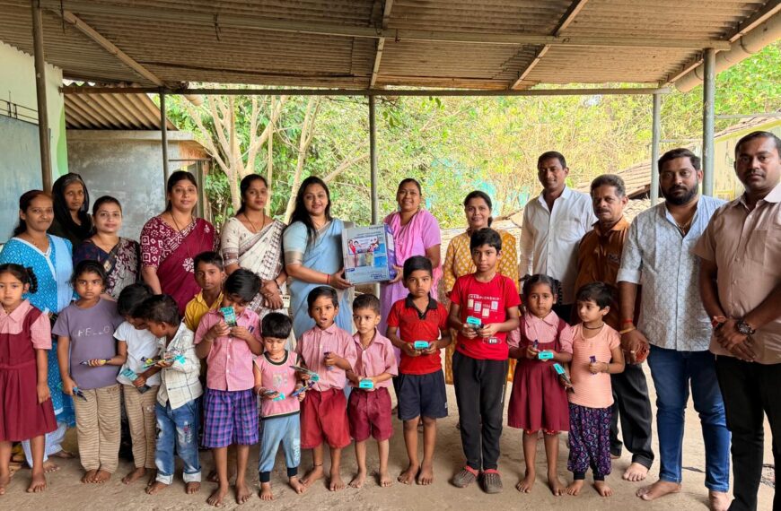 नगराध्यक्षा सौ. प्राजक्ता बांदेकर-शिरवलकर यांच्या माध्यमातून शहरातील सर्व १४ अंगणवाड्यांना वाॅटर प्युरिफायर भेट देण्यात