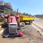 टायर पंचर झाल्याने थांबलेल्या ट्रॅक्टरला कारची धडक