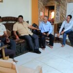 सुशांत दळवी कुटुंबियांचे मा.आ. वैभव नाईक, परशुराम उपरकर यांनी केले सांत्वन