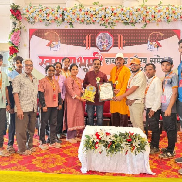 “सत्कर्म योगे” वय घालवावे