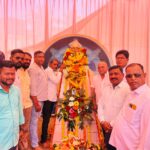 शिवसेना (उबाठा) पक्षाच्या वतीने महामानव डॉ. बाबासाहेब आंबेडकर यांना अभिवादन