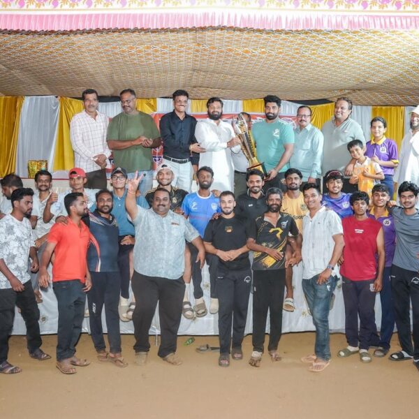 सावंतवाडीत क्रिकेटचा रंगला थरार !