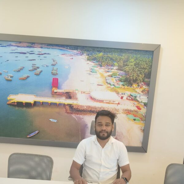 मालवण कसाल राज्यमार्गावरील ट्राफिक समस्यांबाबत राहुल परब यांनी पोलीस ठाणे मालवण, जिल्हा वाहतुक शाखा यांचे वेधले लक्ष