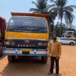 कुडाळात डंपरचा थरार