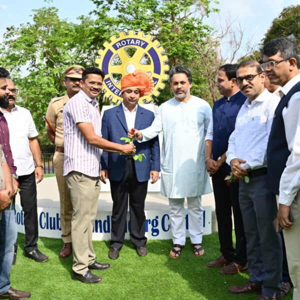 सिंधुदुर्गनगरीत नव्या रूपात साकारले आकर्षक सर्कल