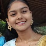 कुंभारमाठ गावची सुकन्या कु. दीप्ती शिंदे टोपीवाला हायस्कूल मालवण मधून प्रथम