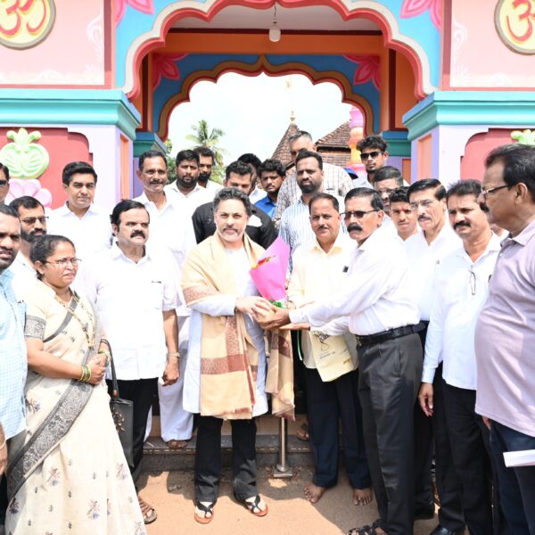 नेरूर येथील कलेश्वर मंदिर परिसरात जलशुद्धीकरण प्रकल्पाचे लोकार्पण