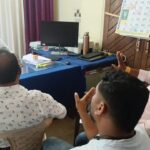 पाणलोट प्रकल्पाच्या निकृष्ट कामांबाबत सामाजिक कार्यकर्ते लवू कदम यांनी विचारला जाब