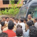 तरुणीची छेड काढल्याप्रकरणी दोघे ताब्यात