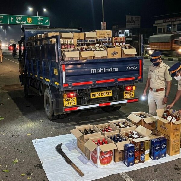 मुंबई-गोवा महामार्गावर २४ लाखांच्या मुद्देमालासह दारूने भरलेला डंपर जप्त!