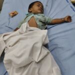 अखेर तो चिमुकला आईच्या स्वाधीन