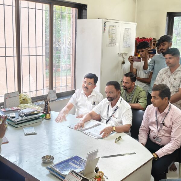 निकाल रखडल्याने पालक संतप्त.!