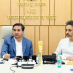 पालकमंत्री नितेश राणे यांच्या अध्यक्षतेखाली सिंधुदुर्गनगरीतील प्रस्तावित छत्रपती शिवाजी महाराज शिवस्मारकाच्या आराखड्याचे सादरीकरण