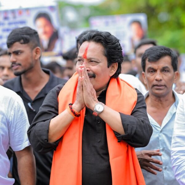 जनसेवेचे व्रत जोपासणारे समाजाभिमुख नेतृत्व जननायक, नगराध्यक्ष संदेश पारकर