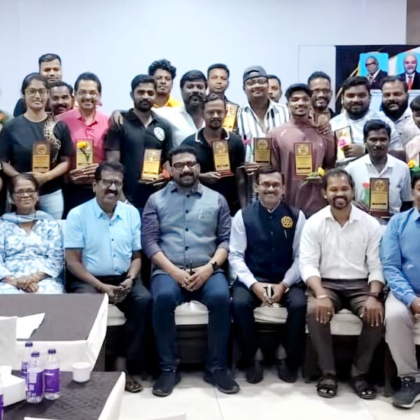 जागतिक सर्पमित्र दिनानिमित्त रोटरी क्लब ऑफ कुडाळकडून जिल्हयातील 35 सर्पमित्रांचा सत्कार सोहळा कौतुकास्पद – शेखर सामंत
