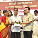 प्रशासनाने अधिक गतीने काम करत शासनाच्या सेवा नागरिकांपर्यंत पोहचवाव्यात – पालकमंत्री नितेश राणे