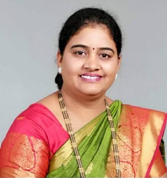 कुडाळ नगरसेविका संध्या तेरसे यांचा तडकाफडकी राजीनामा