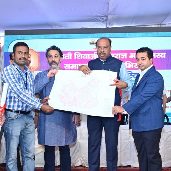 लँड टायटलिंग कायदा अंमलात आणून प्रॉपर्टी कार्ड देण्याची योजना राबविण्यात येणार