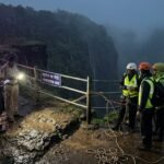 महादेव गड पॉईंटवरून पर्यटक डॉक्टर ४०० फूट खोल दरीत कोसळला