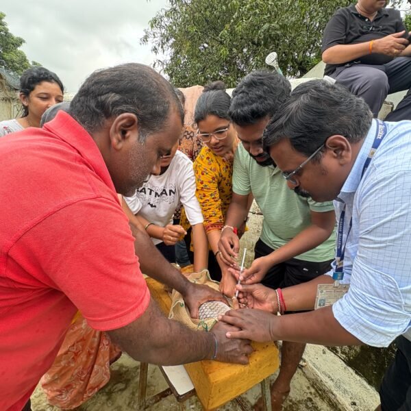 सहाय्यक मत्स्यव्यवसाय आयुक्तांची मुळदे येथील मत्स्य संशोधन व संवर्धन प्रकल्पास भेट