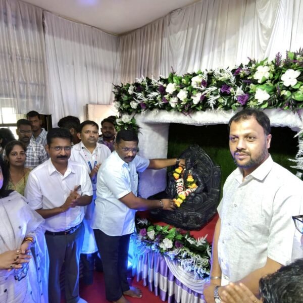 पालकमंत्री नितेश राणेंच्या संकल्पनेतील मेगा मेडिकल शिबिरात ६२३ रुग्णांची तपासणी