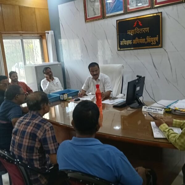 पिंगुळीतील वारंवार वीजपुरवठा खंडित होण्याच्या समस्येवर व्यापारी संघटना आक्रमक