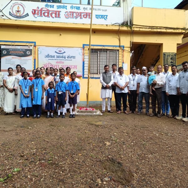 जीवन आनंद संस्था संचलित संविता आश्रम येथे ध्वजारोहण कार्यक्रम संपन्न