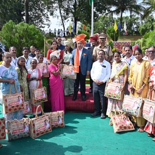 ‘टीबीमुक्त सिंधुदुर्ग’चा नितेश राणेंचा निर्धार १२५ क्षयरुग्णांचे घेतले पालकत्व;