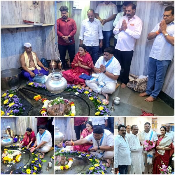 श्री देव कुणकेश्वर मंदिरात मा.आ. वैभव नाईक यांनी सपत्नीक केली पूजा