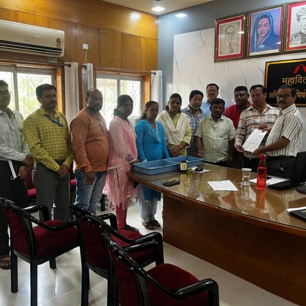 कुडाळ शहर भाजपाची महावितरणला धडक