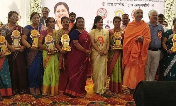 महिला केवळ रोजगार मागणारी नसून रोजगार उपलब्ध करून देणारी उद्योजक बनावी